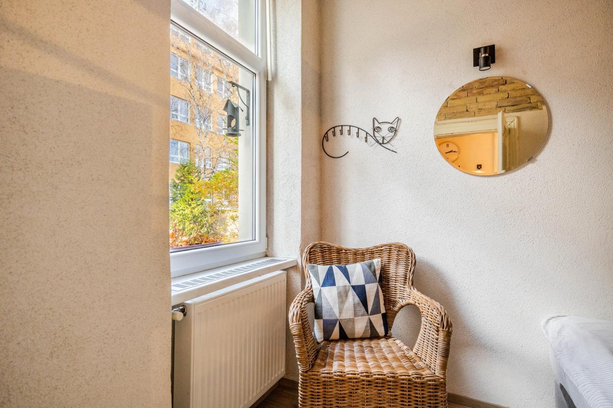 Historical Wine Apartment Bratislava Bagian luar foto